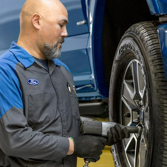 Newberg Ford Auto Service Department