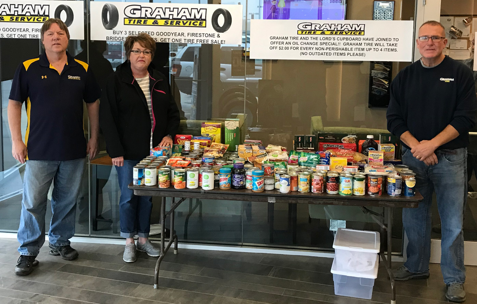 Graham Tire Collects Food For Lord s Cupboard News Sports Jobs 